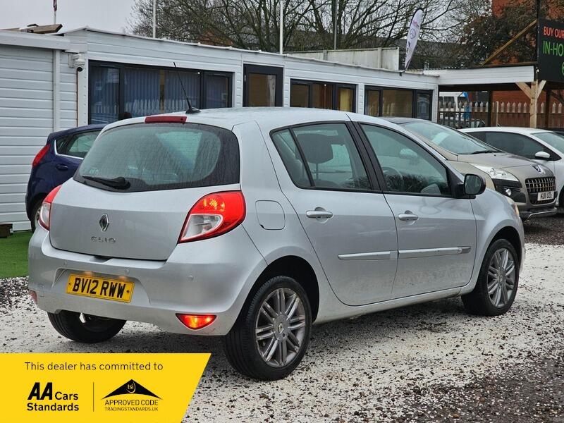 Used Renault Clio 2012 for sale - 77455332: Photo 5
