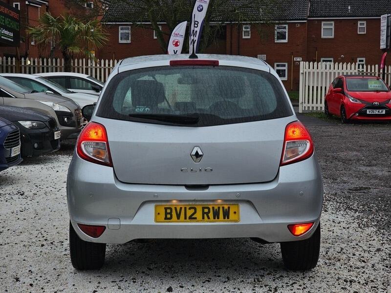 Used Renault Clio 2012 for sale - 77455332: Photo 6