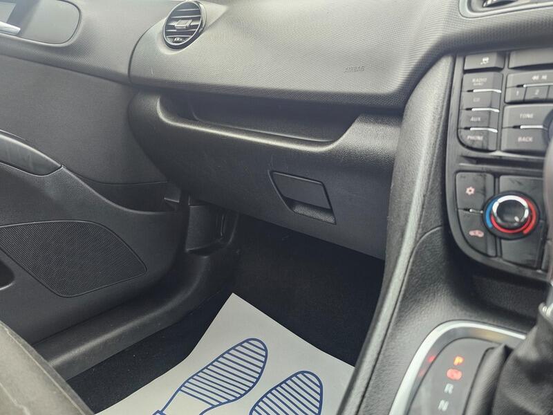 Used Vauxhall Meriva 2015 for sale - 77345308: Photo 27