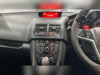 Used Vauxhall Meriva 2015 for sale - 77345308: Photo