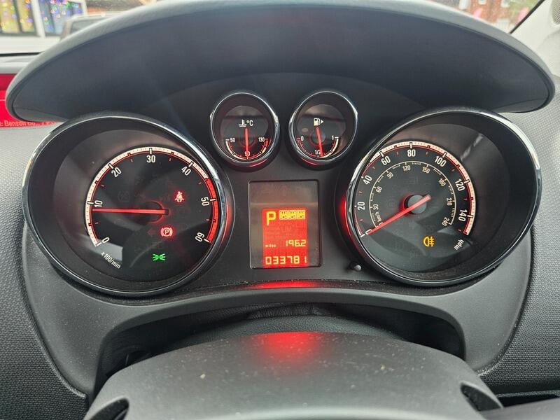 Used Vauxhall Meriva 2015 for sale - 77050277: Photo 20