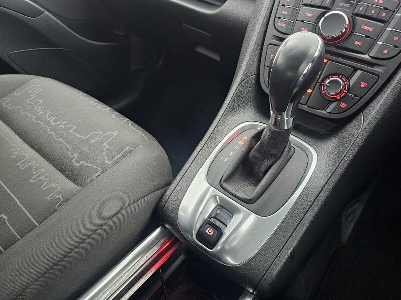 Used Vauxhall Meriva 2015 for sale - 77050277: Photo 21