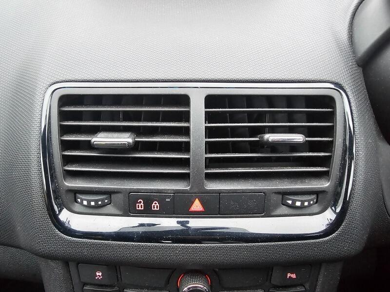 Used Vauxhall Meriva 2015 for sale - 77050277: Photo 23