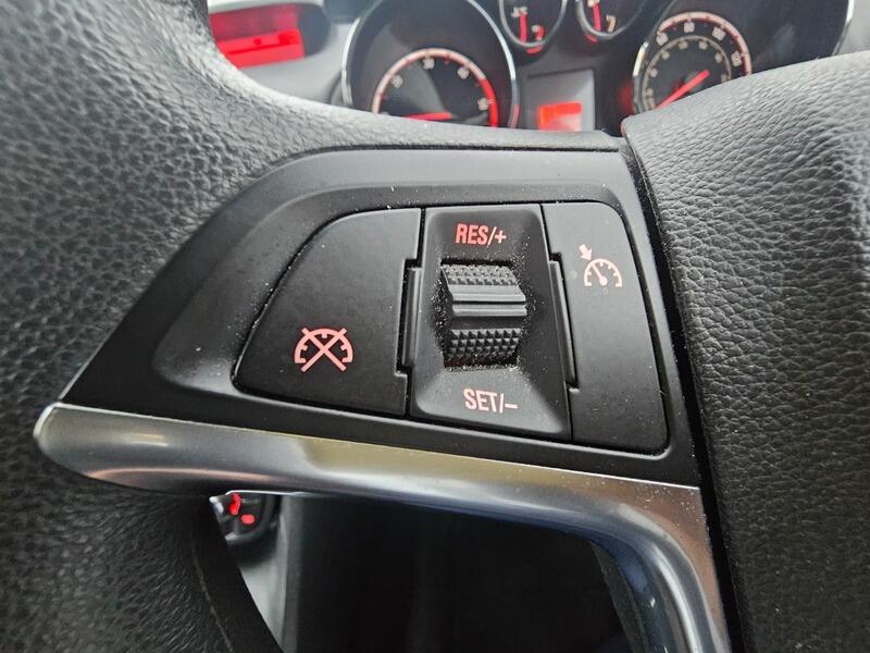 Used Vauxhall Meriva 2015 for sale - 77050277: Photo 25