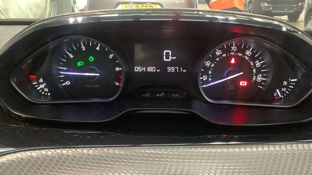 Used Peugeot 208 2017 for sale - 77637407: Photo 10