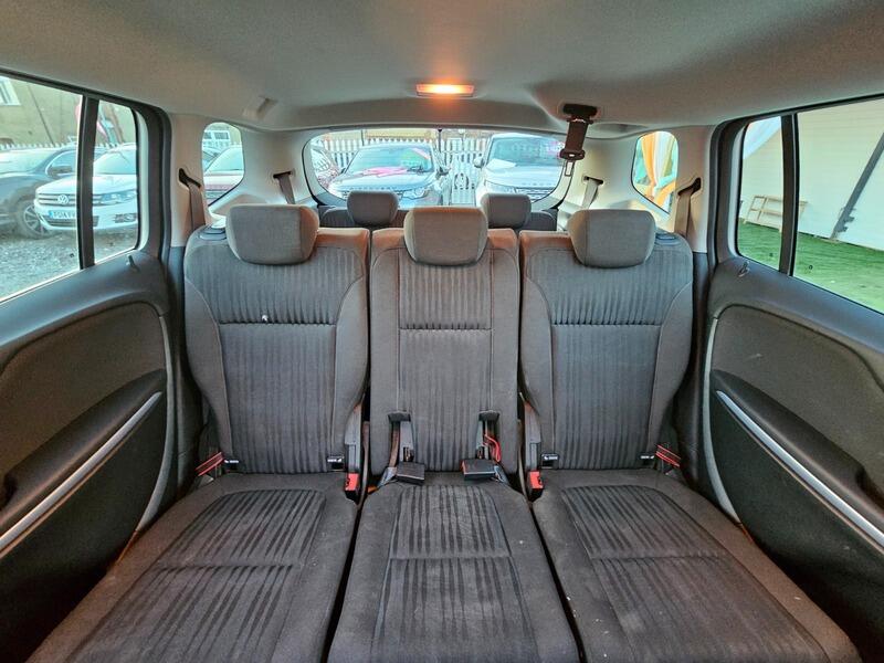 Used Vauxhall Zafira Tourer 2016 for sale - 77883039: Photo 11