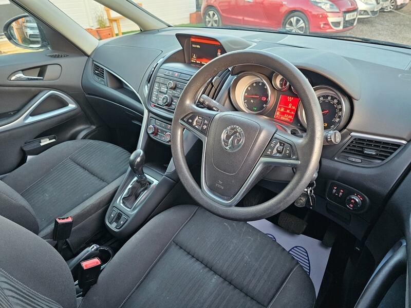 Used Vauxhall Zafira Tourer 2016 for sale - 77883039: Photo 14
