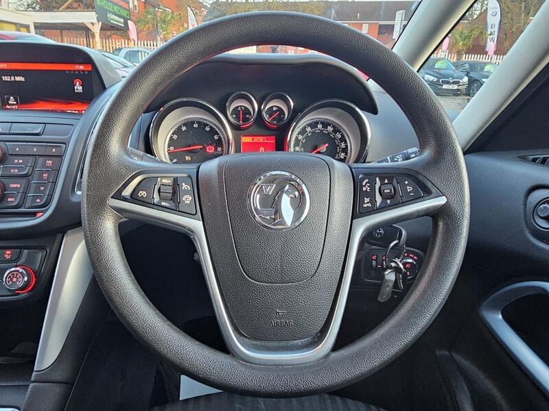 Used Vauxhall Zafira Tourer 2016 for sale - 77883039: Photo 16