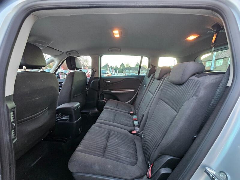 Used Vauxhall Zafira Tourer 2016 for sale - 77883039: Photo 21