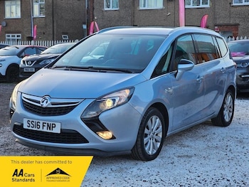 Used Vauxhall Zafira Tourer 2016 for sale - 77883039: Photo