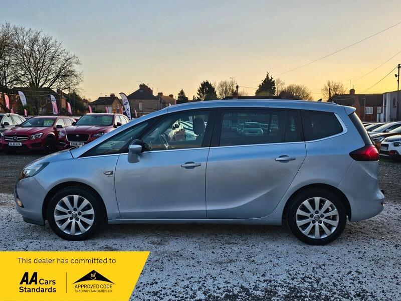 Used Vauxhall Zafira Tourer 2016 for sale - 77883039: Photo 5