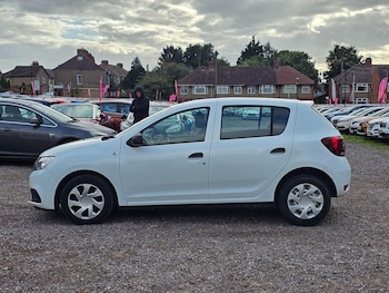 Used Dacia Sandero 2019 for sale - 75954308: Photo