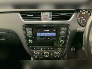 Used Skoda Octavia 2014 for sale - 77549571: Photo