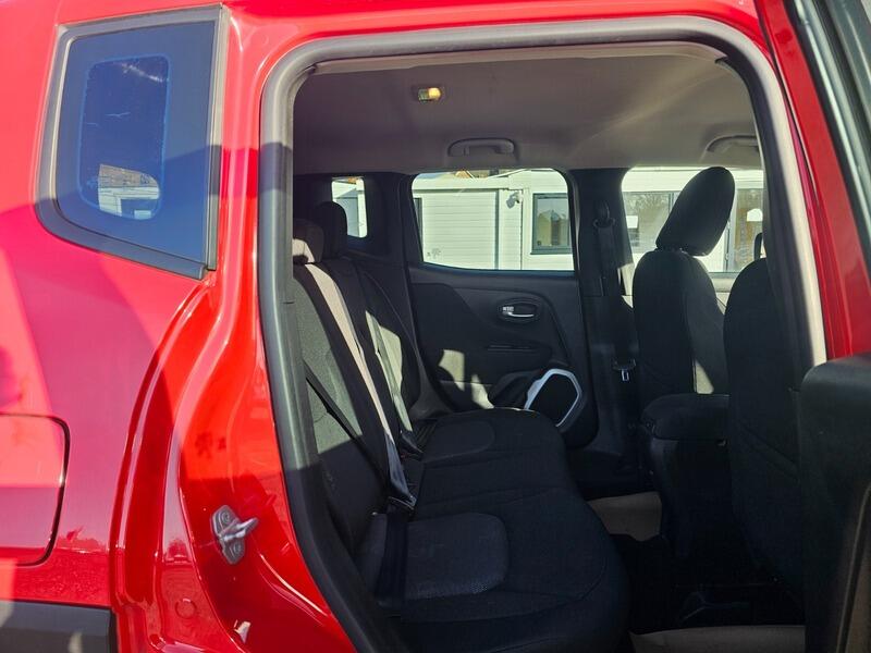 Used Jeep Renegade 2016 for sale - 76592273: Photo 12