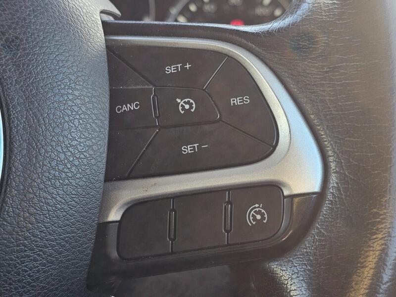 Used Jeep Renegade 2016 for sale - 76592273: Photo 24