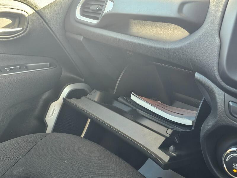 Used Jeep Renegade 2016 for sale - 76592273: Photo 30