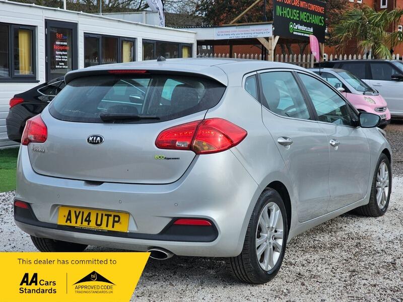 Used Kia Ceed 2014 for sale - 77993186: Photo 5