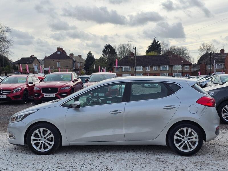 Used Kia Ceed 2014 for sale - 77993186: Photo 8