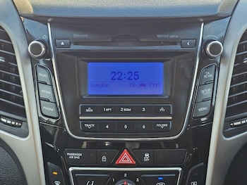 Used Hyundai i30 2015 for sale - 79093248: Photo