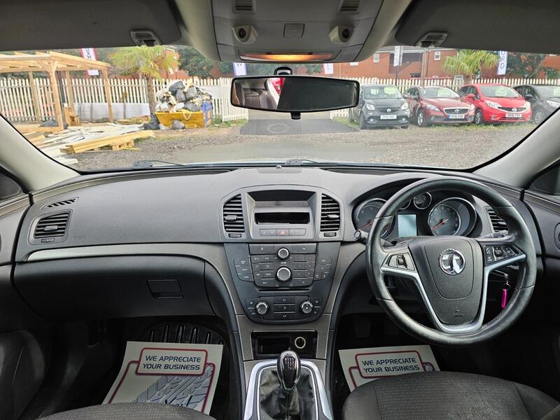 Used Vauxhall Insignia 2010 for sale - 76987687: Photo 13