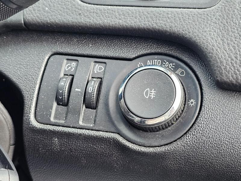 Used Vauxhall Insignia 2010 for sale - 76987687: Photo 25