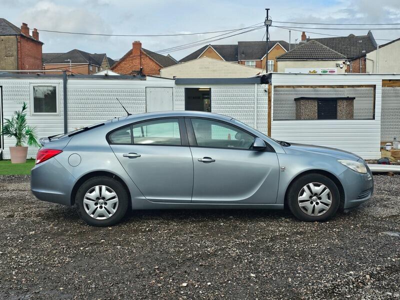 Used Vauxhall Insignia 2010 for sale - 76987687: Photo 8