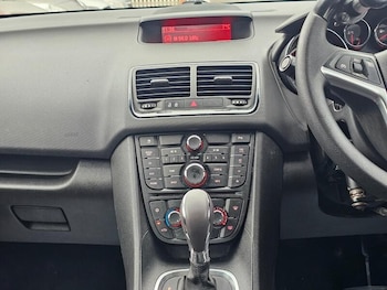 Used Vauxhall Meriva 2015 for sale - 78728979: Photo