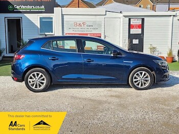Used Renault Megane 2016 for sale - 79011900: Photo