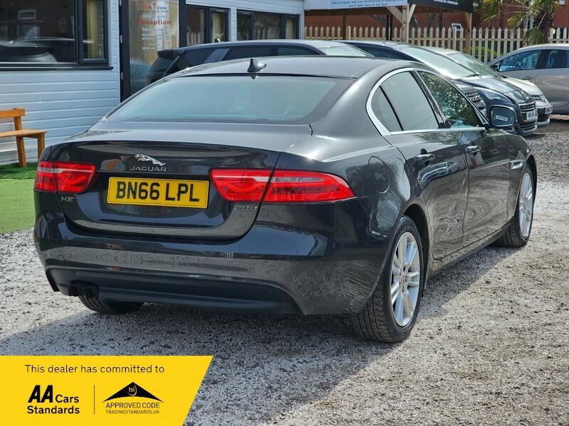 Used Jaguar XE 2016 for sale - 78184859: Photo 11