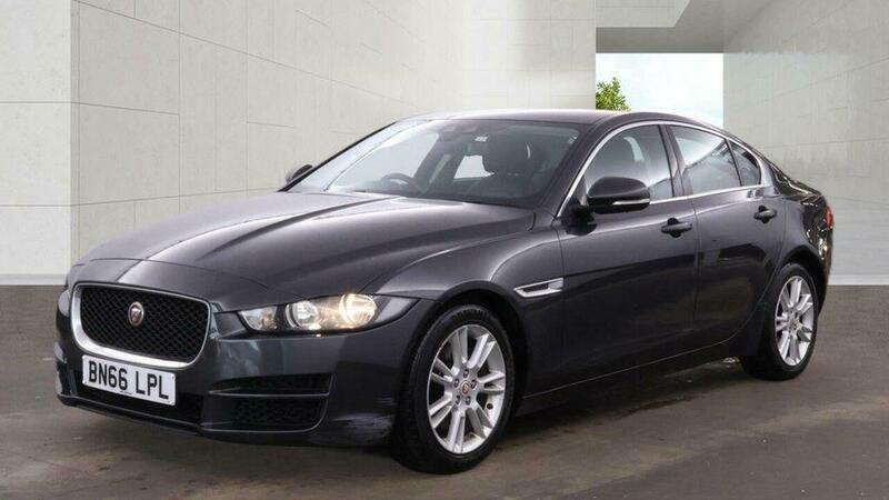 Used Jaguar XE 2016 for sale - 78184859: Photo 2
