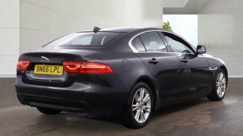 Used Jaguar XE 2016 for sale - 78184859: Photo 6