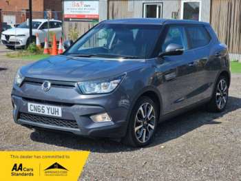 Used Ssangyong Tivoli 2015 for sale - 74686361: Photo