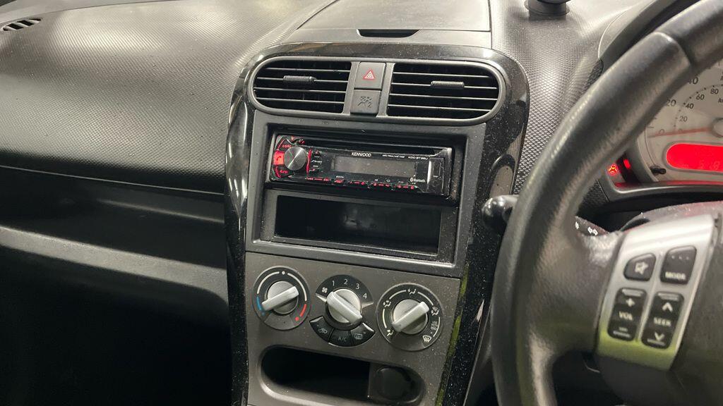 Used Suzuki Splash 2014 for sale - 77898231: Photo 3