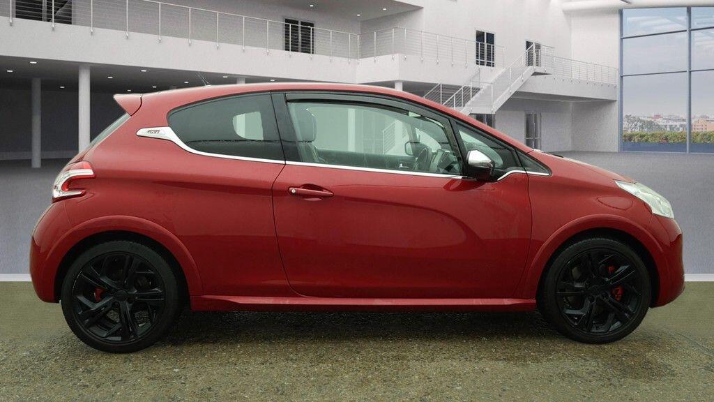 Used Peugeot 208 2015 for sale - 77524390: Photo 8