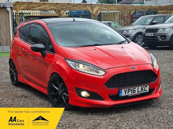 Used Ford Fiesta 2016 for sale - 75520252: Photo 1