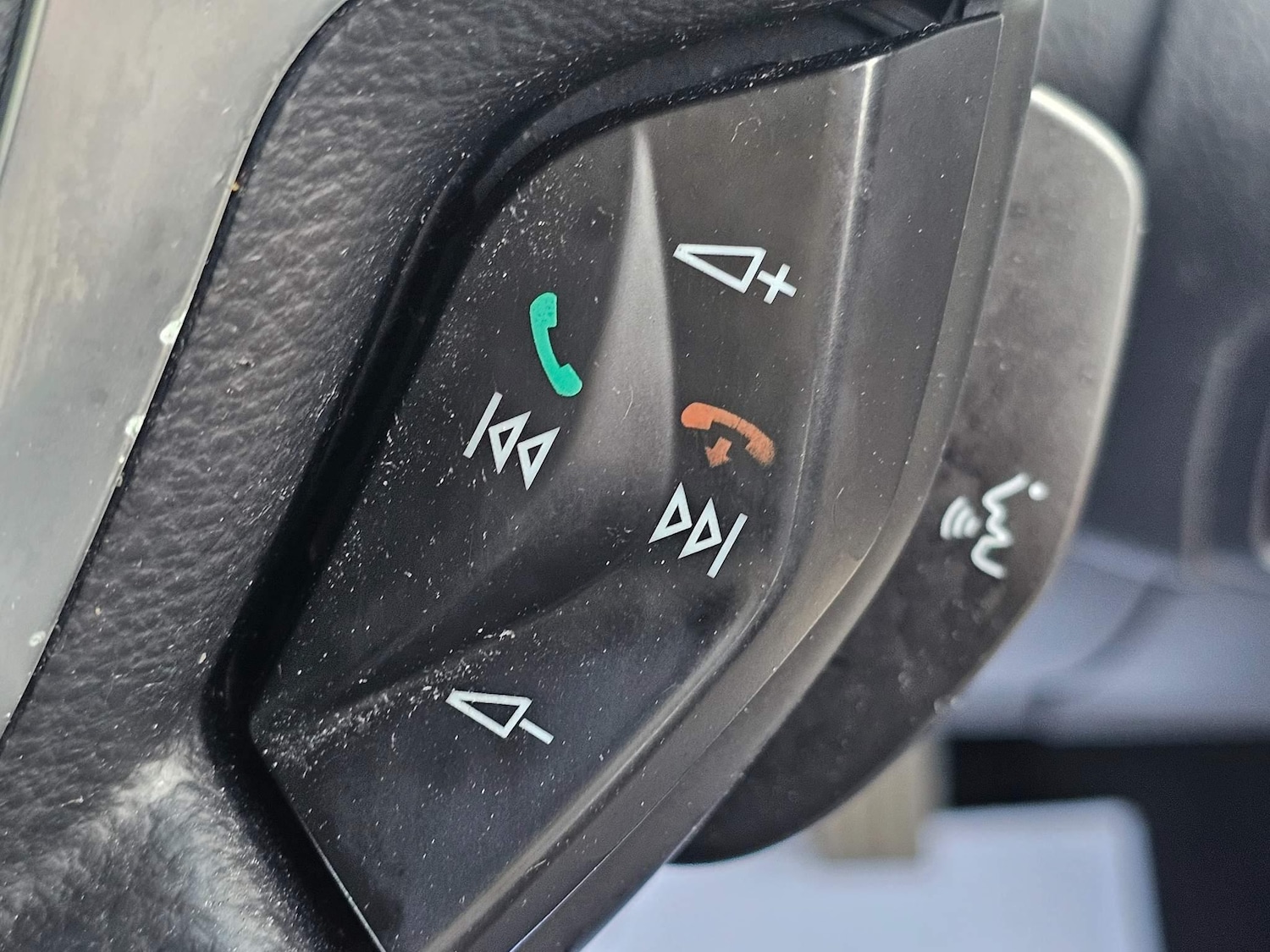 Used Ford Focus 2012 for sale - 76997307: Photo 27