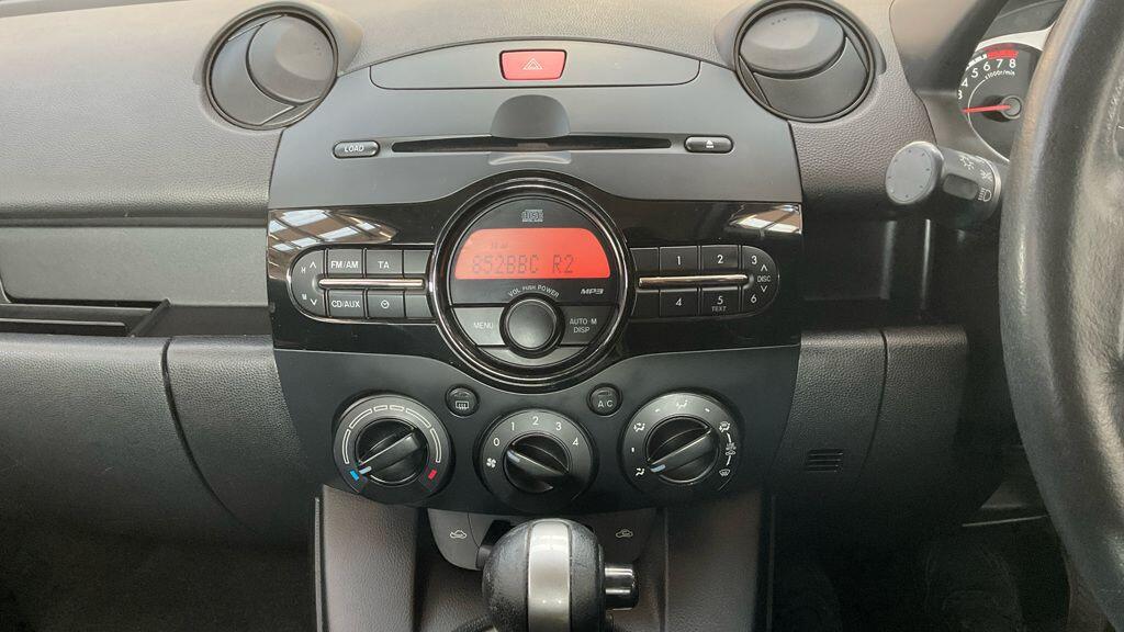 Used Mazda Mazda2 for sale - 77809053: Photo 3