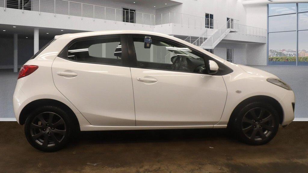 Used Mazda Mazda2 for sale - 77809053: Photo 6