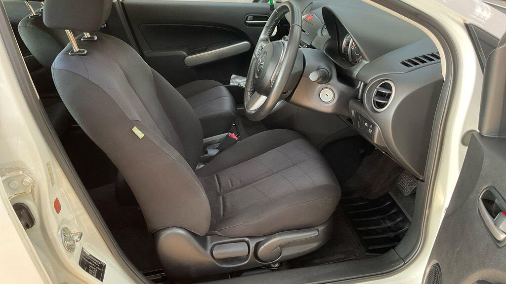 Used Mazda Mazda2 for sale - 77809053: Photo 8