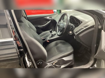 Used Ford Focus 2016 for sale - 78969362: Photo