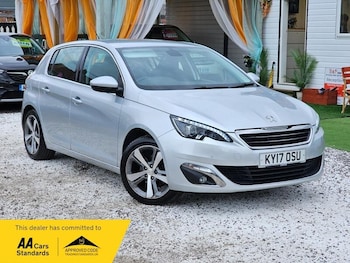 Used Peugeot 308 2017 for sale - 78830125: Photo
