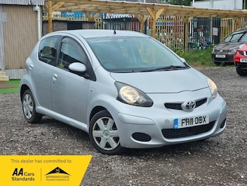 Used Toyota AYGO 2011 for sale - 75687542: Photo