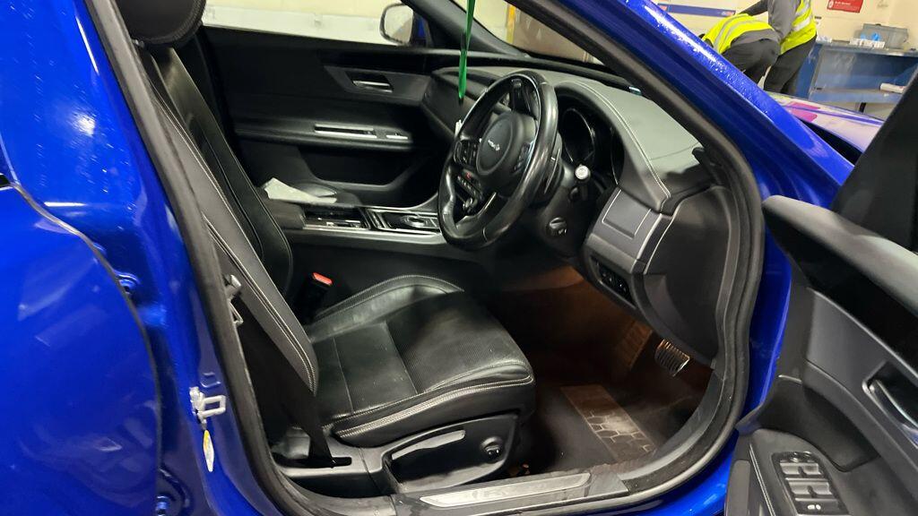 Used Jaguar XF for sale - 78058015: Photo 4