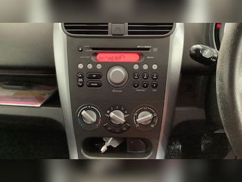 Used Suzuki Splash 2012 for sale - 77550581: Photo