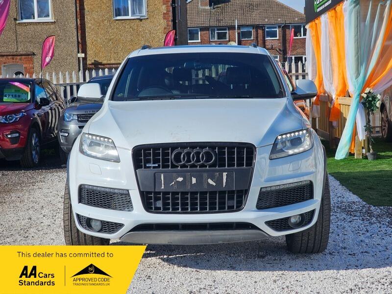 Used Audi Q7 2013 for sale - 77684077: Photo 2