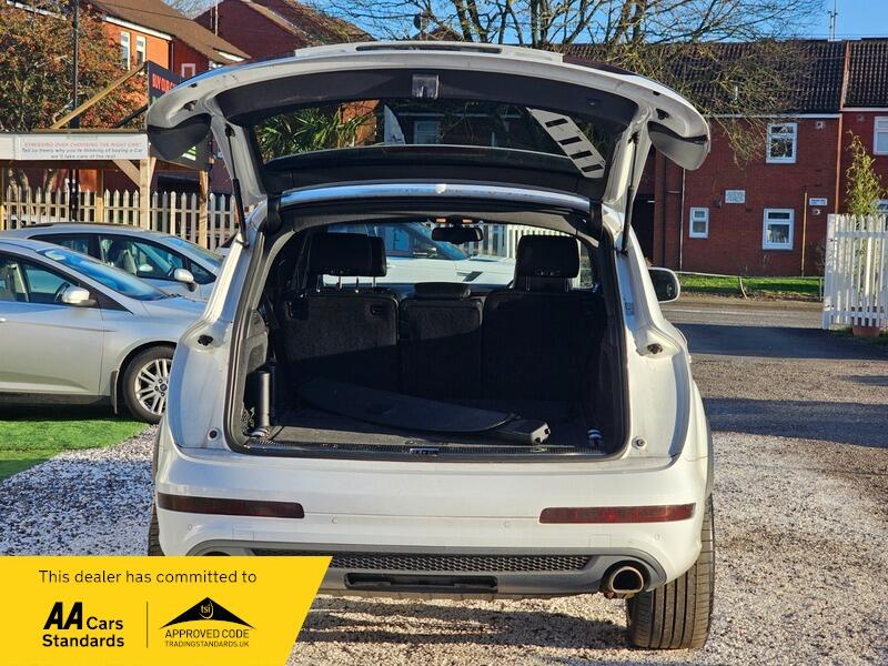 Used Audi Q7 2013 for sale - 77684077: Photo 9