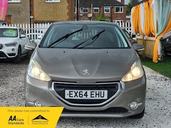 Used Peugeot 208 2014 for sale - 78684907: Photo