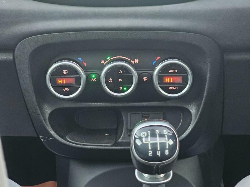 Used Fiat 500L 2015 for sale - 76175516: Photo 22