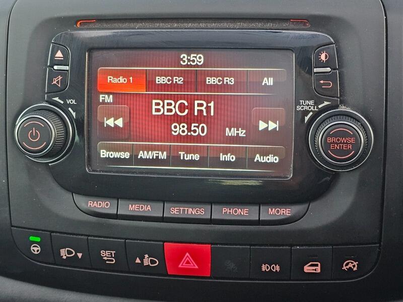 Used Fiat 500L 2015 for sale - 76175516: Photo 33