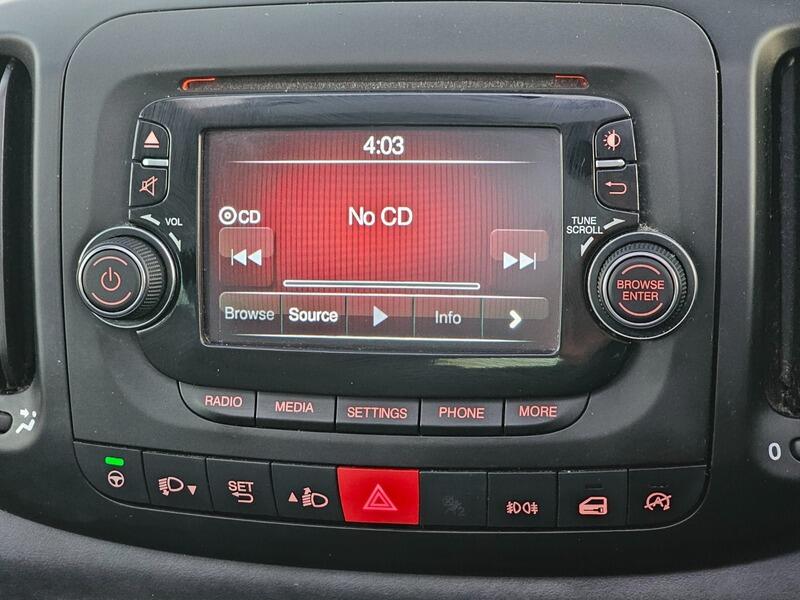 Used Fiat 500L 2015 for sale - 76175516: Photo 35